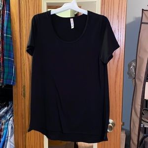 Lularoe Classic Tee Black - L
